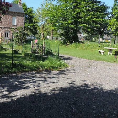 Belval Cottages Benouville  Kültér fotó