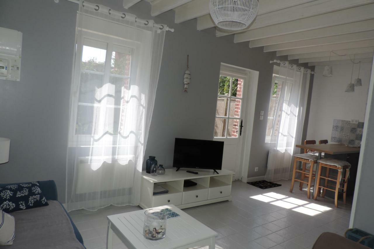 Belval Cottages Benouville  Kültér fotó