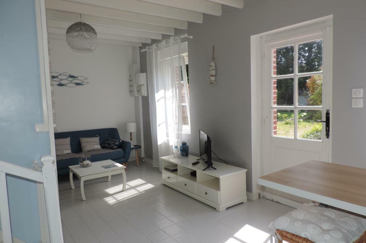 Belval Cottages Benouville  Kültér fotó